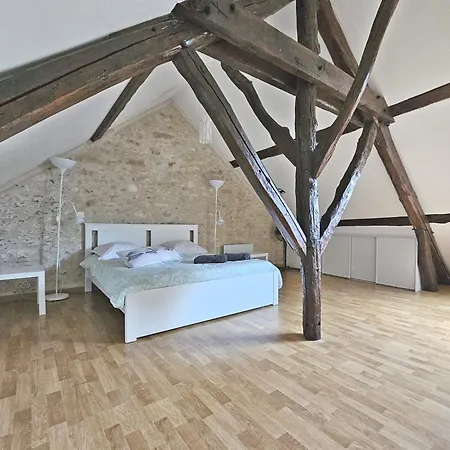 Triplex Sisley - Maison Atypique Avec Cour Exterieure Moret-sur-Loing Exterior foto